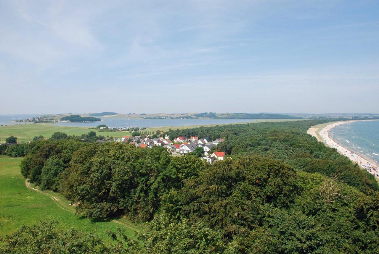 Deb 043 Ferienwohnungen Im Ostseebad Goehren Landhaus Esterno foto